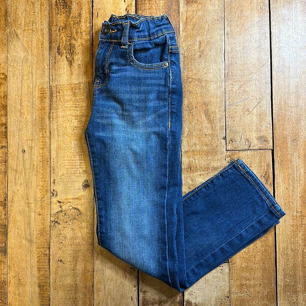 Girls size 7 slim Place straight leg blue jeans
